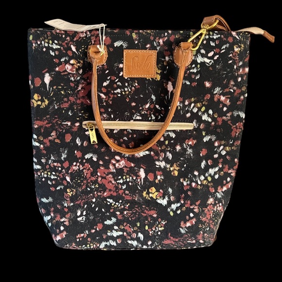 - Sustainable Sseko  Convertible Multicolor Canvas Zipper Tote, Backpack - Picture 3 of 10